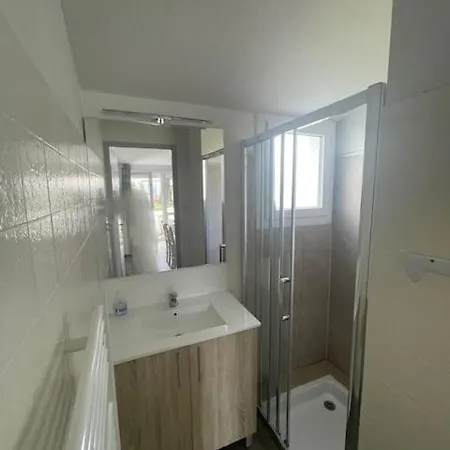 Maison 4pers Dans Privee Avec Piscine Et Ferienhaus *