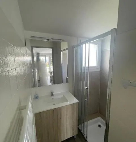 Maison 4pers Dans Privee Avec Piscine Et 度假居 *